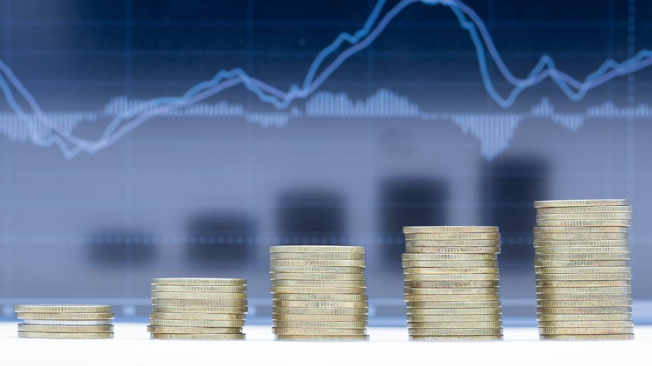 Los fondos de inversión administran 473,545 millones de pesos al 24 de julio de 2026. Los fondos cerrados concentran el 75.8% del patrimonio, según la SIMV.