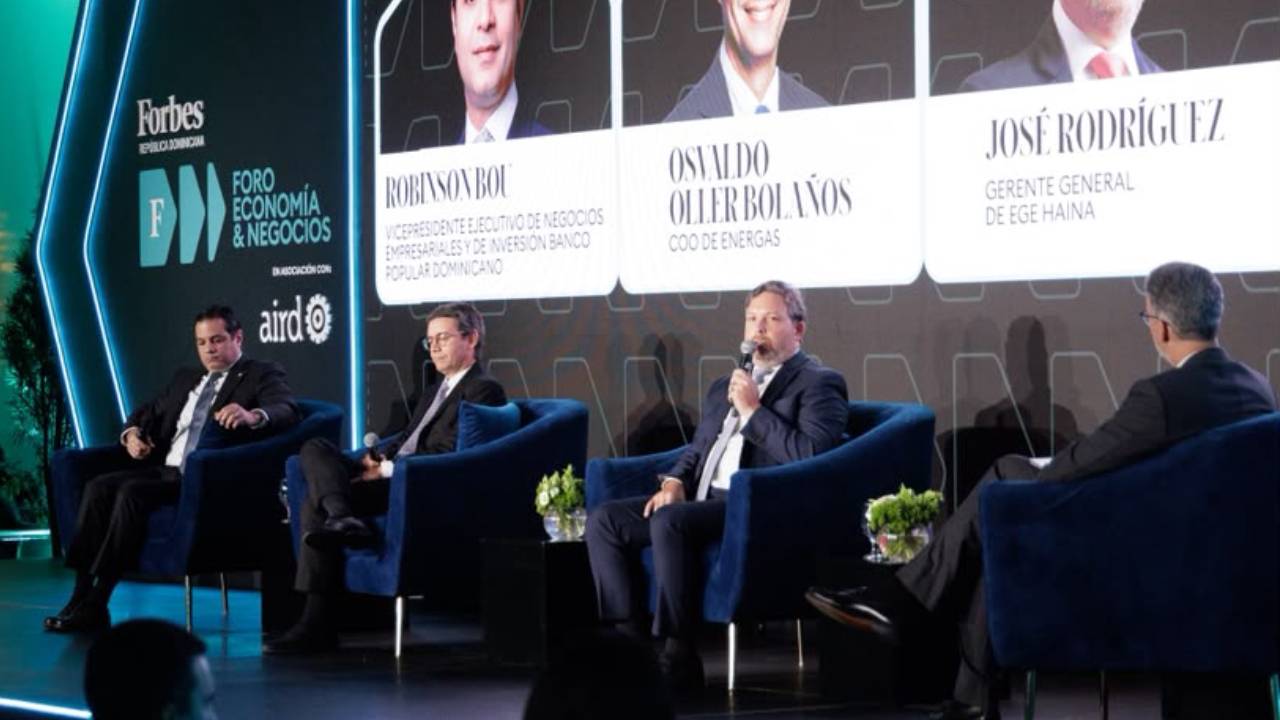 José Rodríguez, gerente general de EGE Haina, durante el Foro Forbes Economía & Negocios 2026